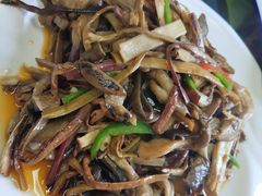 -小厨子私房菜·云南美食店