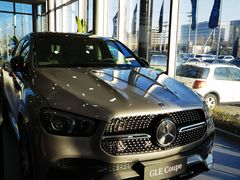 -奔驰利星行(北京花乡店)