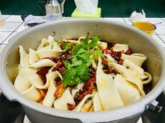 -晓彭肥肠鸡·泡椒鸡火锅(水木天地店)