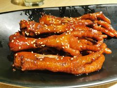 连骨头都不剩的鸡爪-佬肥猫(周浦万达店)