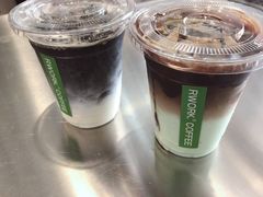 -RWORK·COFFEE(滨江店)