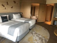 -上海佘山世茂艾美酒店