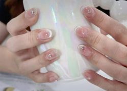 -UMl Nail 尤米美甲美睫半永久