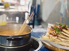 -马路边边·成都串串(翠柏路店)