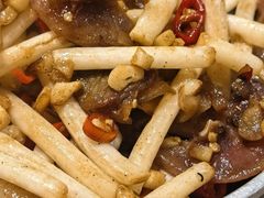 -黄泥岗·地道湖北菜(奥特莱斯店)