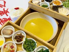 -云南荟·湖畔领宴(领事馆店)