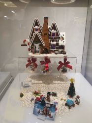 -乐高品牌旗舰店(人民广场店)