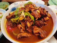 铁锅炖公鸡-老街坊劈柴院(济南总店)