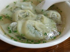 -潘国仙耳光馄饨(黄家阙路店)