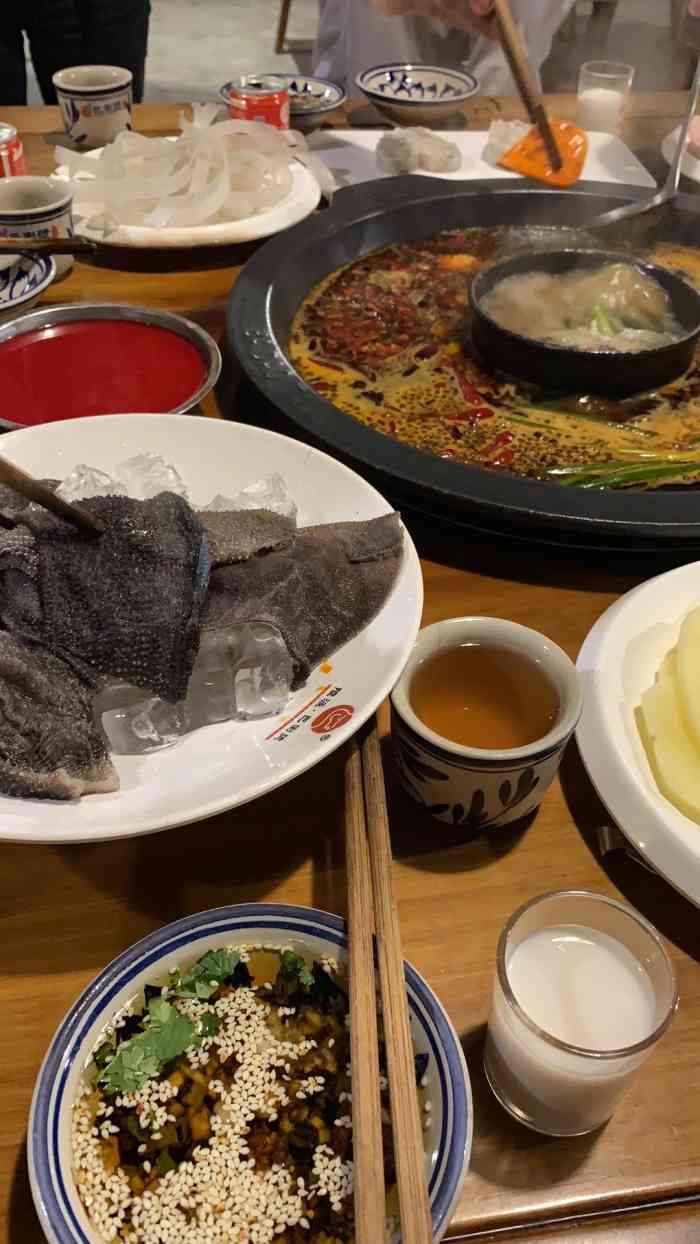 巴倒烫重庆陆派火锅(天龙店)