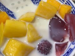 -广信牛奶甜品世家(台东店)