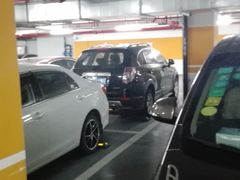 -龙湖虹桥天街-停车场