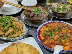 -乐山食古香跷脚牛肉