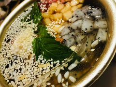 -贤合庄卤味火锅(安吉万达店)