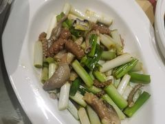 -海派美食·家宴海鲜青岛菜·石锅鲽鱼头(东方城店)
