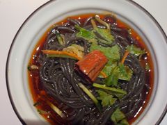 -鸣记脆皮烤鱼·海鲜烤鱼(三八广场店)