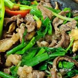 抵食夹大件的煲仔菜～秋哥美食