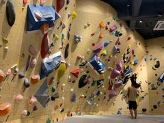 -Upper Climbing Gym 攀岩(华侨城店)