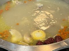 -光头药膳鸡(莱茵小镇店)
