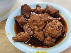 -钢阳酸菜红烧牛肉面(季乐路店)