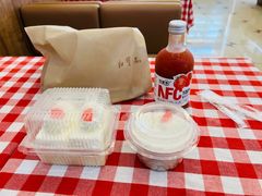 -红宝石·鲜奶小方·海派西点房(南丹店)