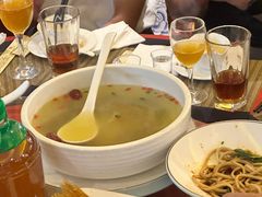 -丝路天山酒店(国际大巴扎店)