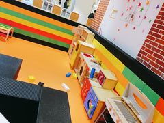 -百联临沂购物中心(临沂路店)