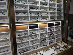 -视野联行眼镜·蔡司授权店(长白万象汇店)