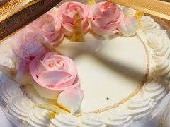 -红宝石·鲜奶小方·海派西点房(南丹店)