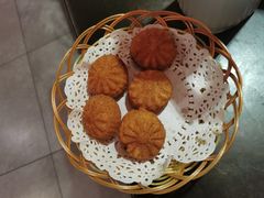 -愿者上钩·纸包鱼(翻身店)