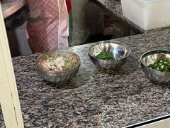 -正宗杨记普洱酸醋米线(总店)