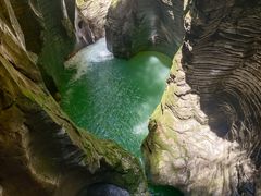 -蝶舞清江·恩施地心谷景区