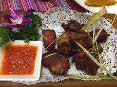 -香巴拉云南餐厅(华莱坞店)