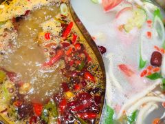 -乐山串串香老火锅(鼓楼店)