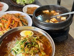 -韩风烤牛肉冷面店