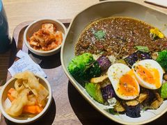 卤肉饭-HELLO 27 意面·沙拉·帕尼尼