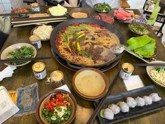 -黄潇洒老火锅(九眼桥宏济巷店)