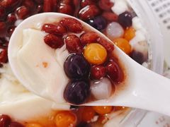 红豆豆腐花-传统糖水