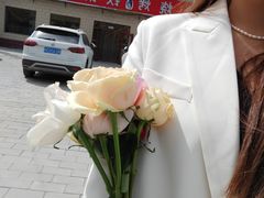 -东北烧烤铁锅炖水库鱼