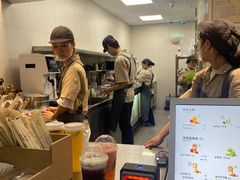 -喜茶(上海淮海中路渔阳里店)