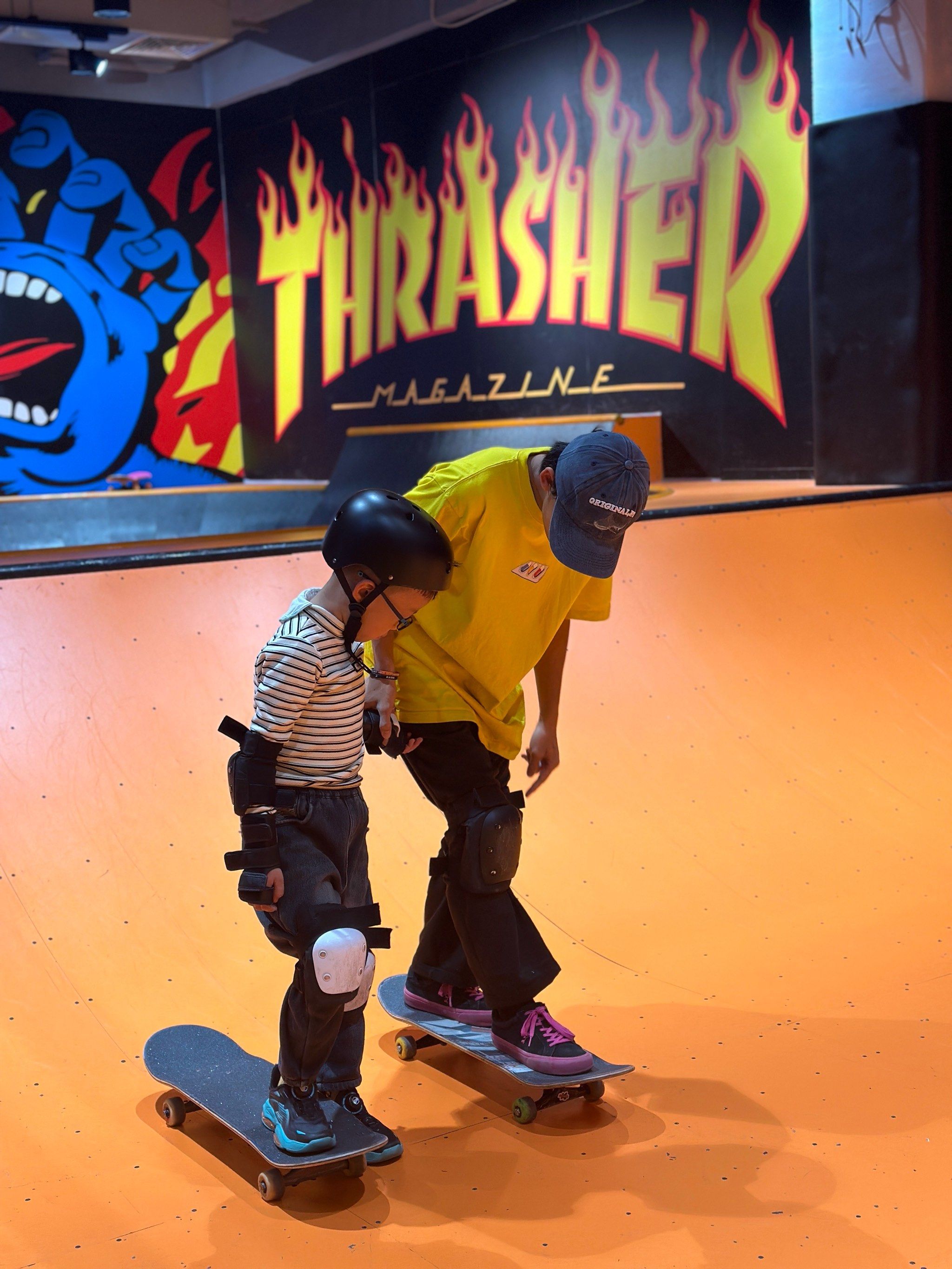 冬天学滑板的好地方!