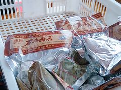 -老鼎万春卤菜(五代传承创始老店)