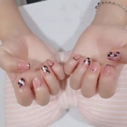 -简艺美甲美睫