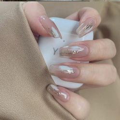 -悦指间美甲美睫