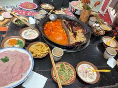 -周小明火锅(黑金冠社区店)