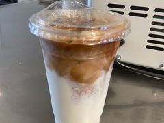冰拿铁-Seesaw Coffee(上生新所店)