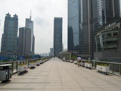 -陆家嘴空中步行连廊
