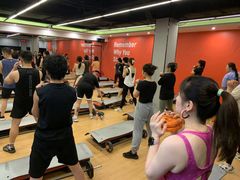 -乐刻运动健身(同曦假日百货店)