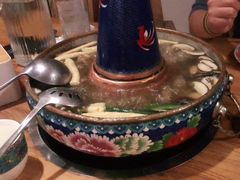 -毛辣果·贵州红酸汤牛肉火锅(西单店)