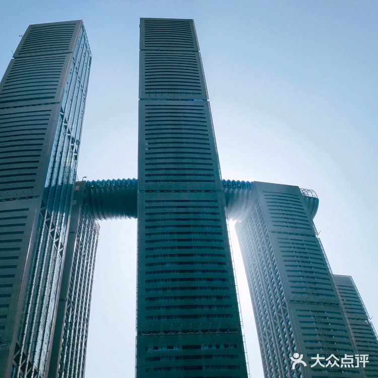 重庆来福士洲际酒店开幕了，有想去打卡的嘛。